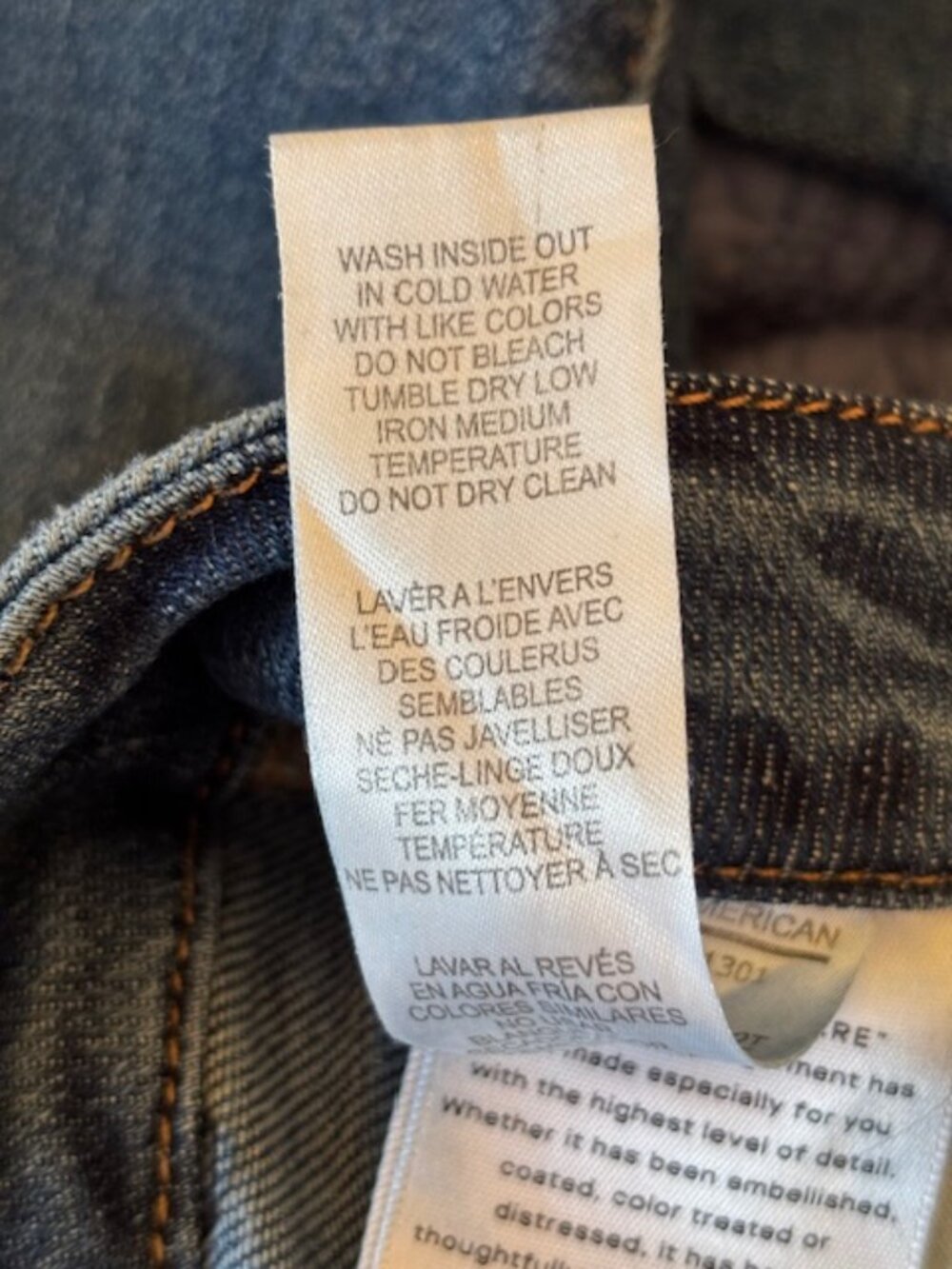 Good American Good Legs Flare Jeans in Indigo 517 Women's Size 2/26 - Picture 6 of 6